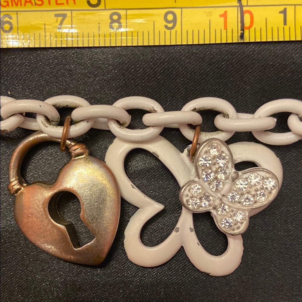 White and Silver Charm Bracelet - Picture 4 of 8